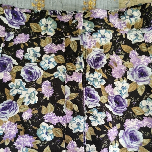 Forever 21 | Y2K Floral Button-Up Skater Skirt - Picture 2 of 6